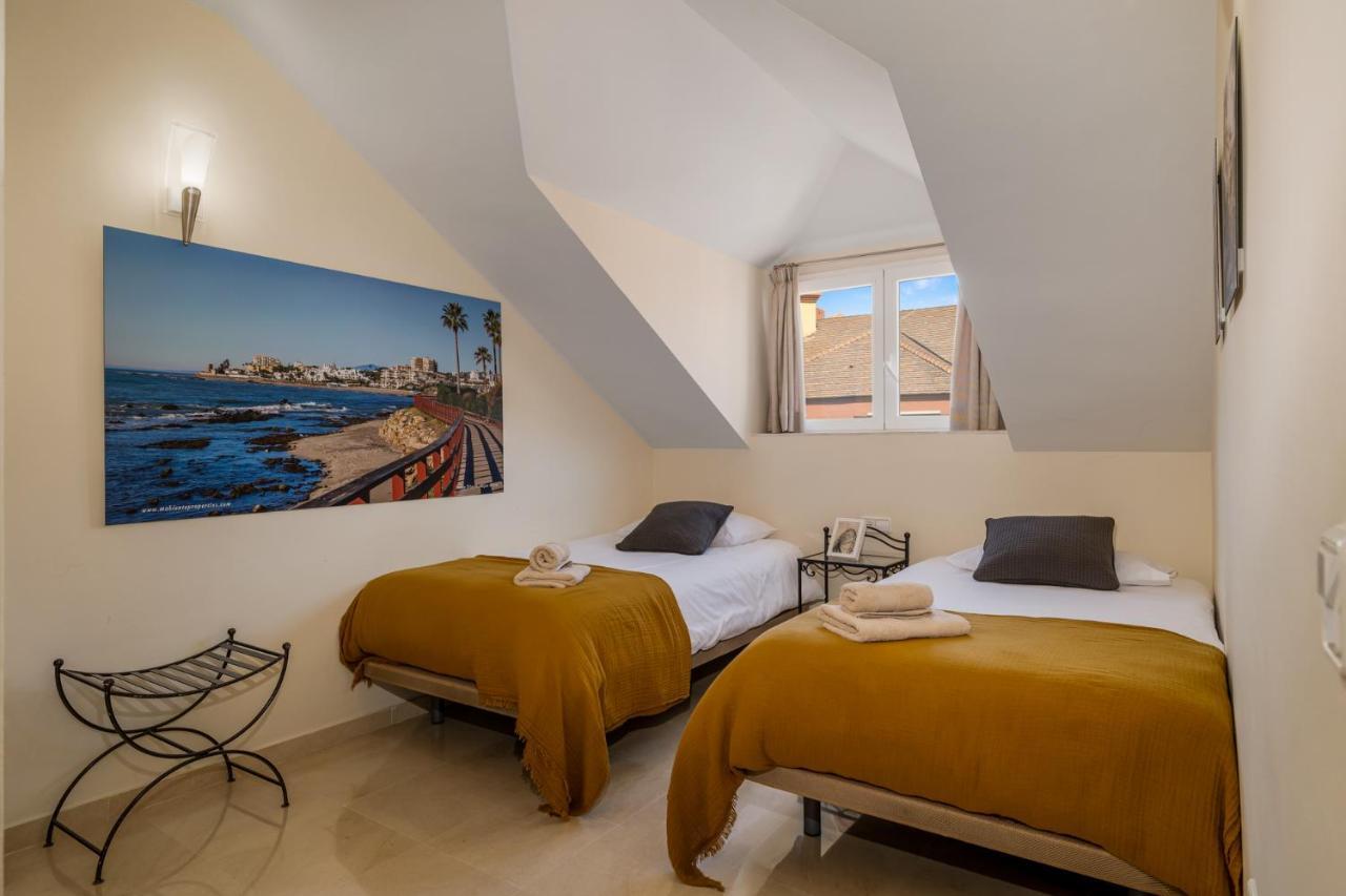 Luxury Penhouse, Marina - Located In An Exclusive Island Of The Marina Apartament Sotogrande