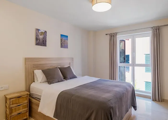 Luxury Penhouse, Sotogrande Marina - Located In An Exclusive Island Of The Marina
