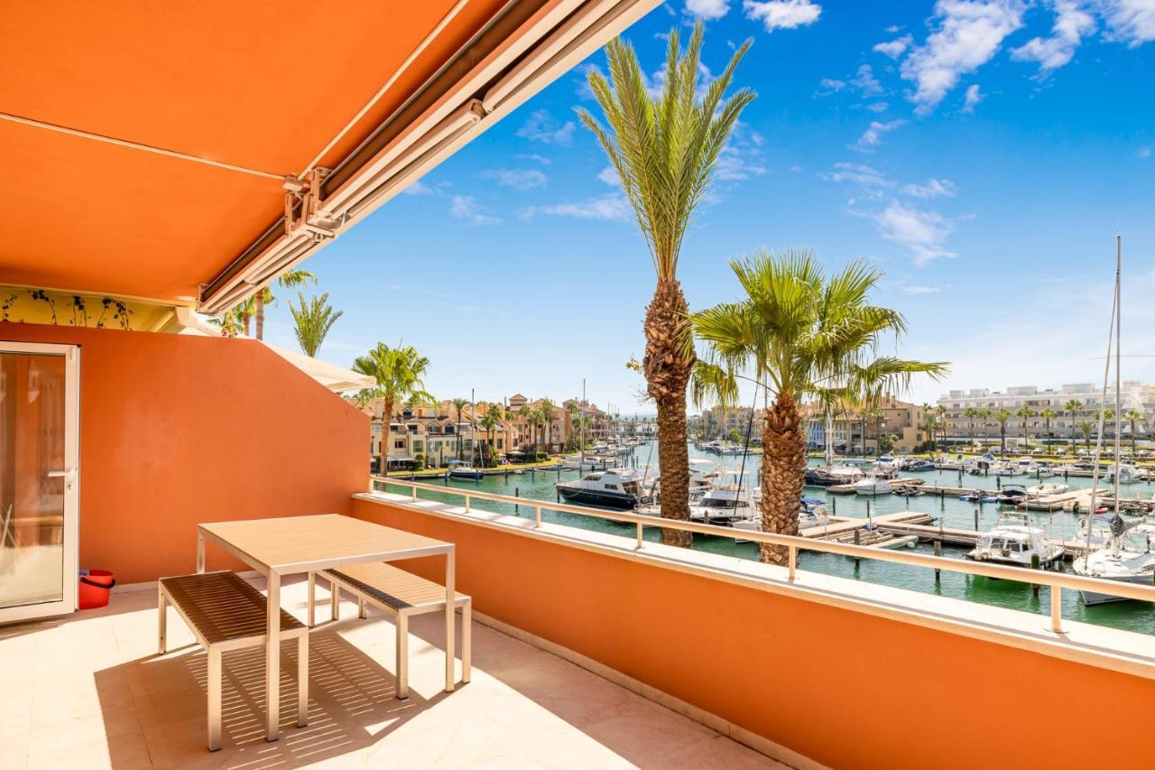 Luxury Penhouse, Marina - Located In An Exclusive Island Of The Marina Apartment